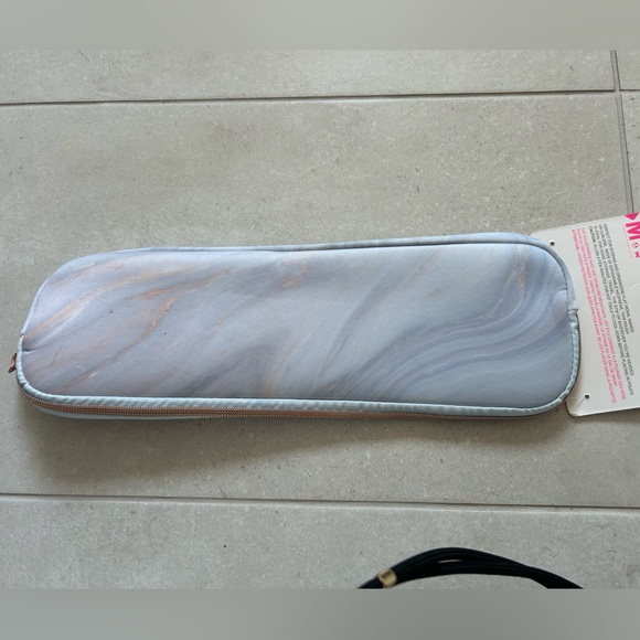 My Tagalongs - Something Blue Marble Patterned Hair Tools Caddy - Picture 2 of 3